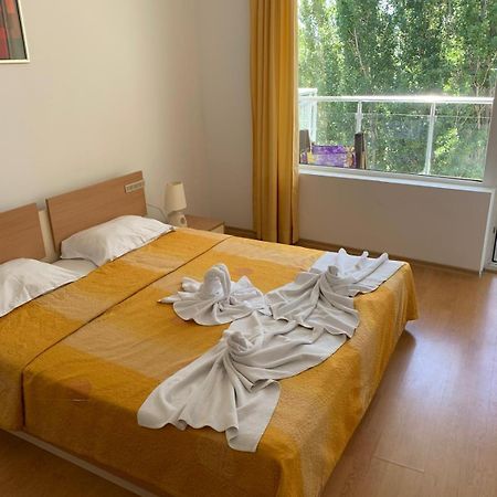 Mng Holiday Yassen Apartments Słoneczny Brzeg Zewnętrze zdjęcie