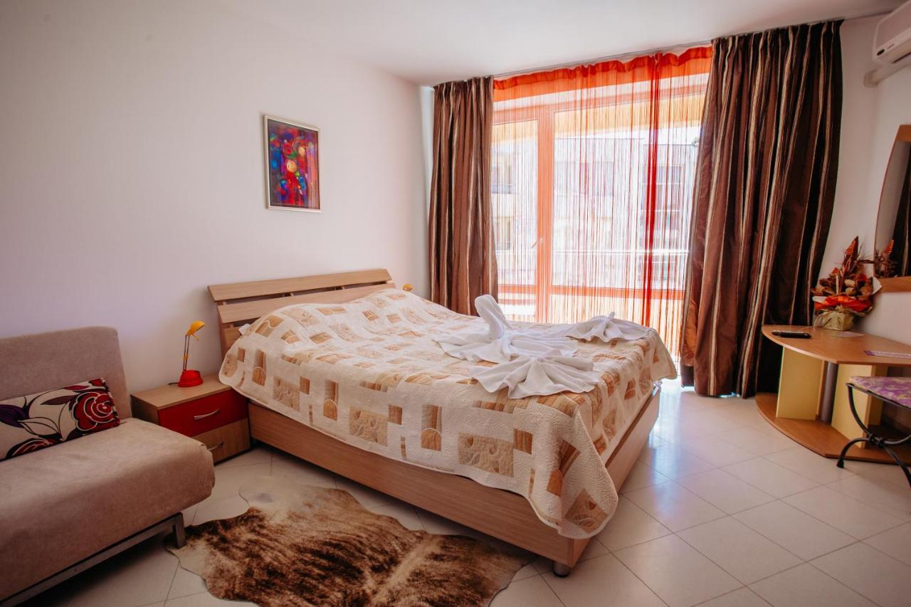 Mng Holiday Yassen Apartments Słoneczny Brzeg Zewnętrze zdjęcie